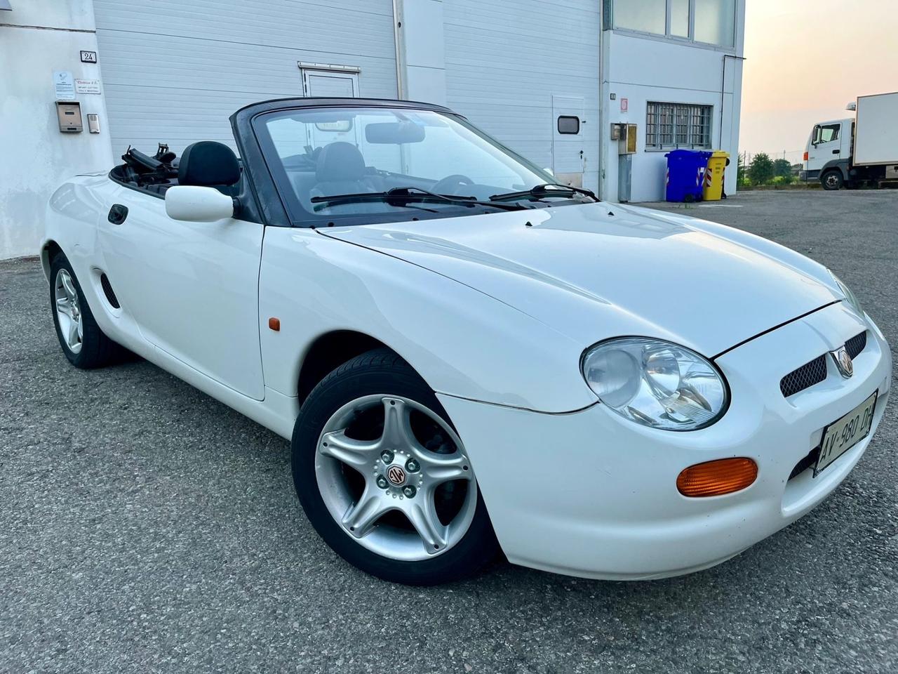 Mg MGF 1.8benz 145cv 1997 77.000km iscritta storica