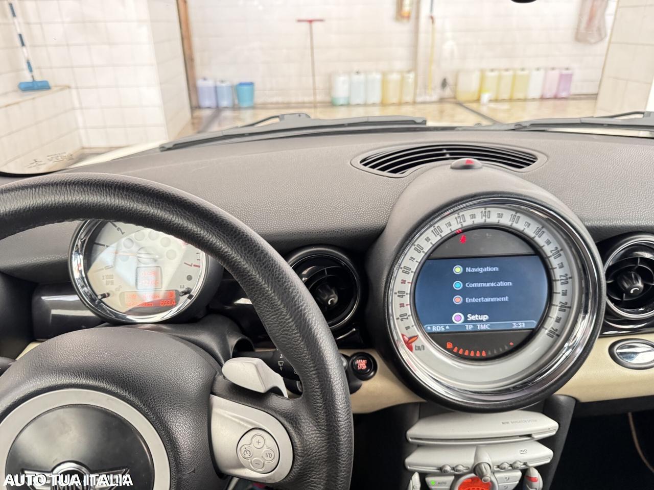 MINI COOPER D AUTOMATICA ADATTA NEOPATENTATI