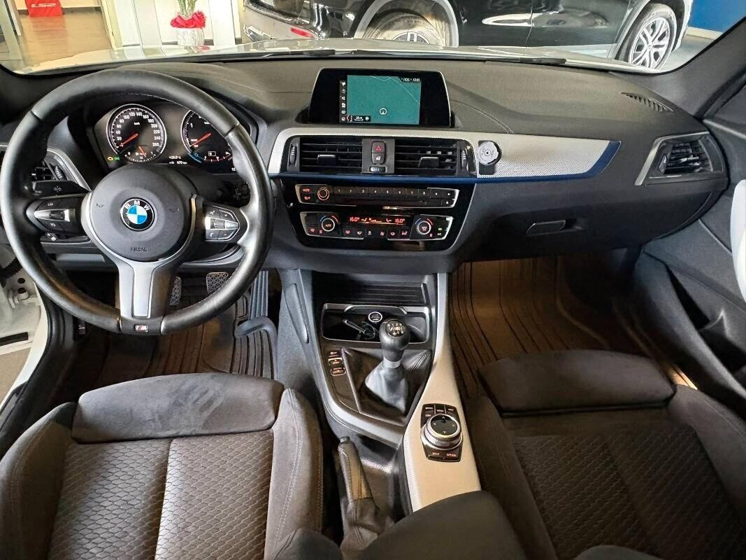 Bmw 116 116d 5p. Msport