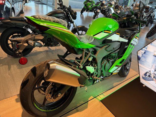 KAWASAKI Ninja ZX-4RR zx-4rr