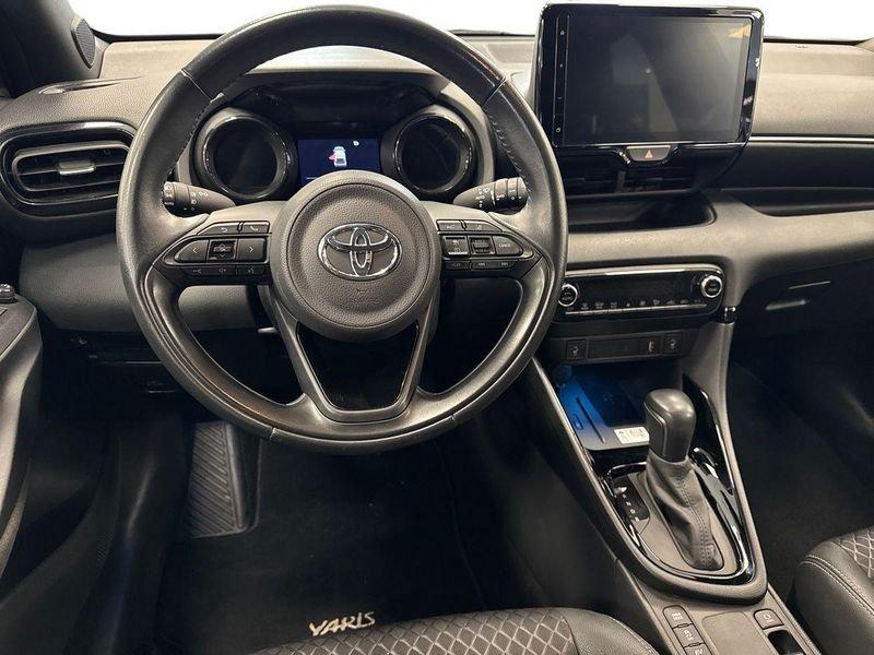 Toyota Yaris Hybrid Lounge MY22