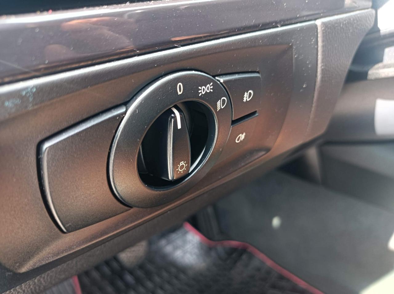 Bmw 320 320i cat Futura