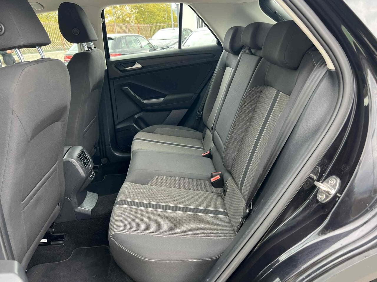 Volkswagen T-Roc 2.0 TDI 116Cv 6M -NAVI-CARPLAY