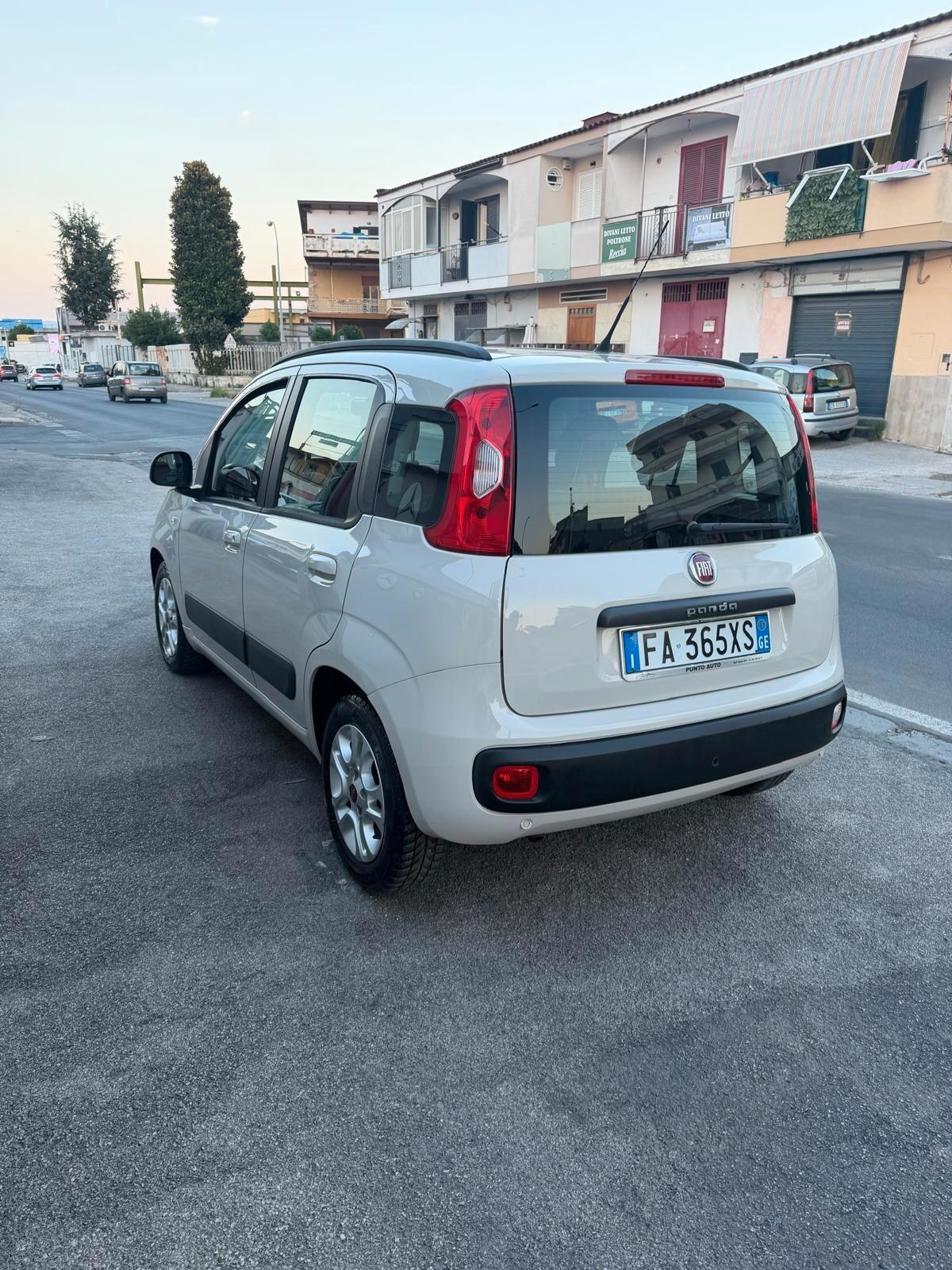 Fiat Panda III 2012 1.2 Lounge 69cv E6