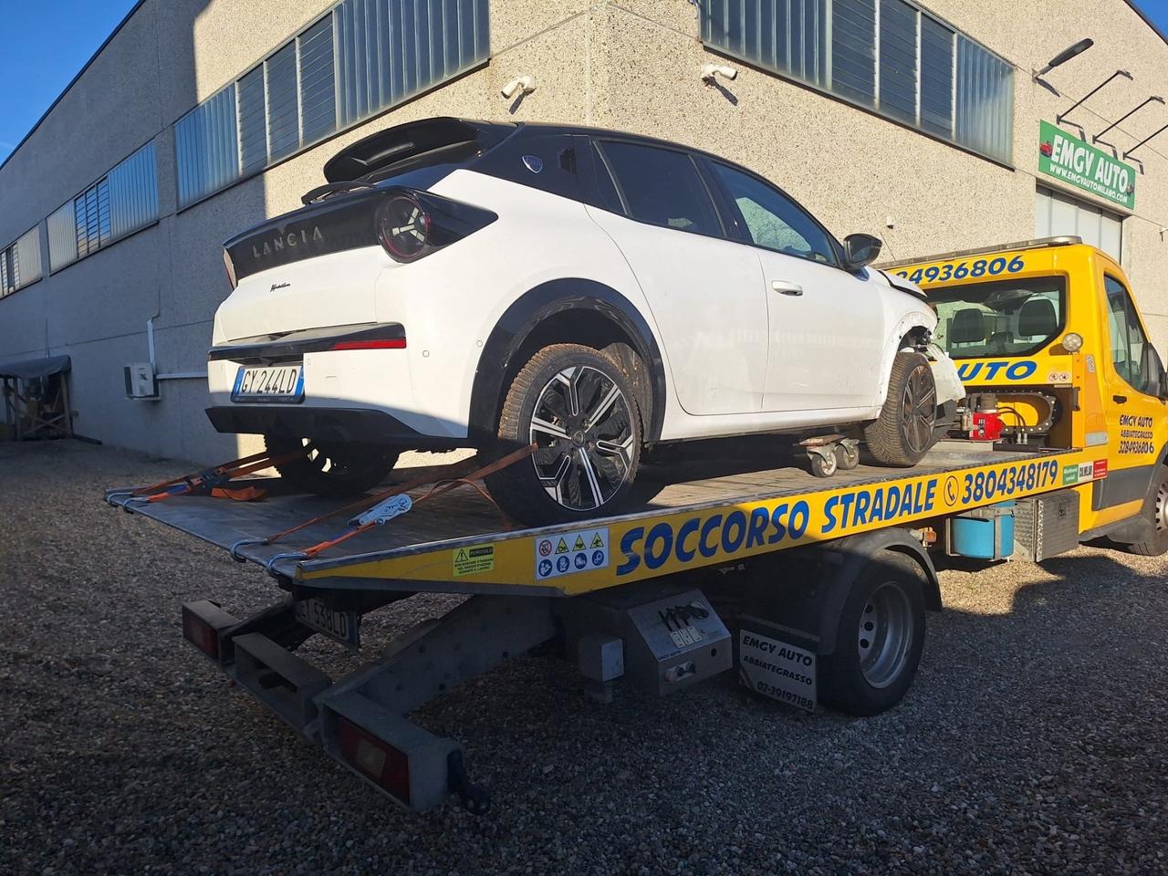 Lancia Ypsilon Hybrid e-DCT