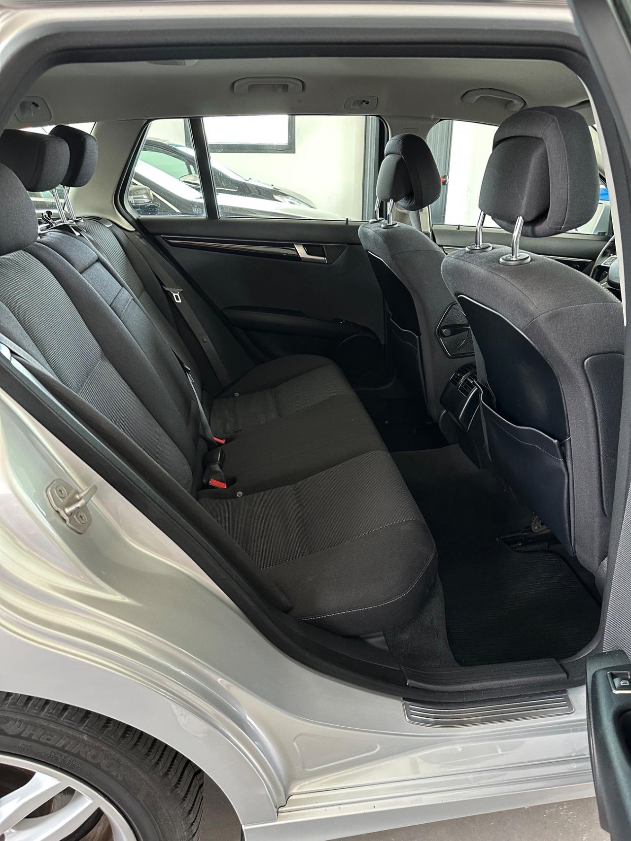 Mercedes-benz C 200 CDI BlueEFFICIENCY Elegance