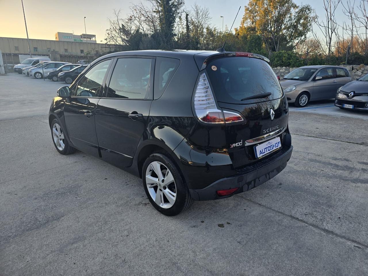 Renault Scenic Scénic XMod 1.5 dCi 110CV EDC Live