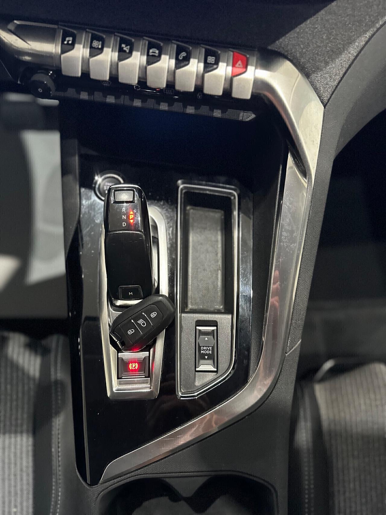 Peugeot 3008 BlueHDi 130 S&S EAT8 GT