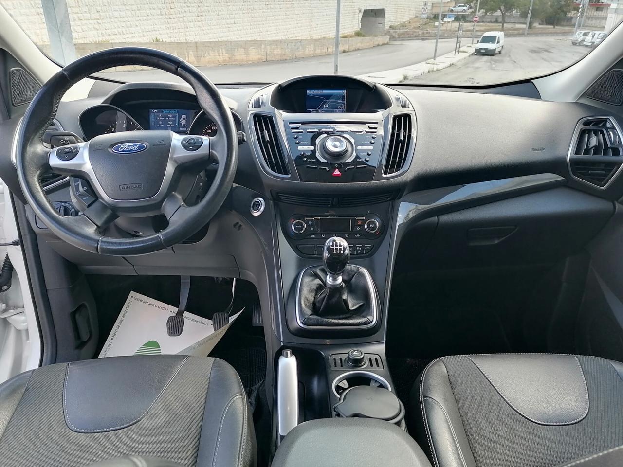 Ford Kuga 2.0 TDCI 150 CV 4X4 TITANIUM *116.000 km* 2015