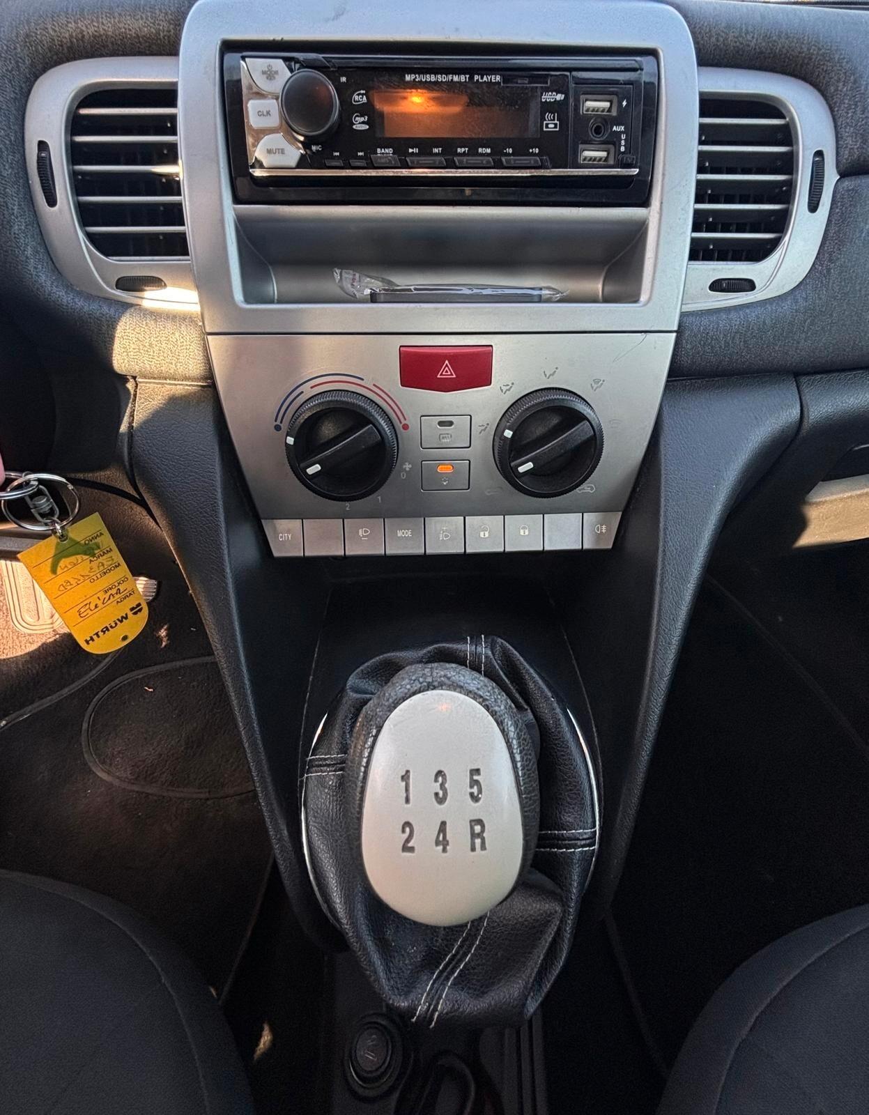 Lancia Ypsilon 1.2 Argento