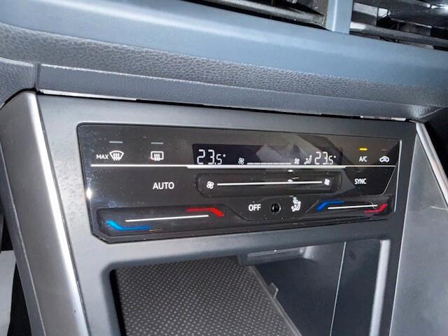 Volkswagen Polo 1.0 TSI Life "UNICO PROPRIETARIO"