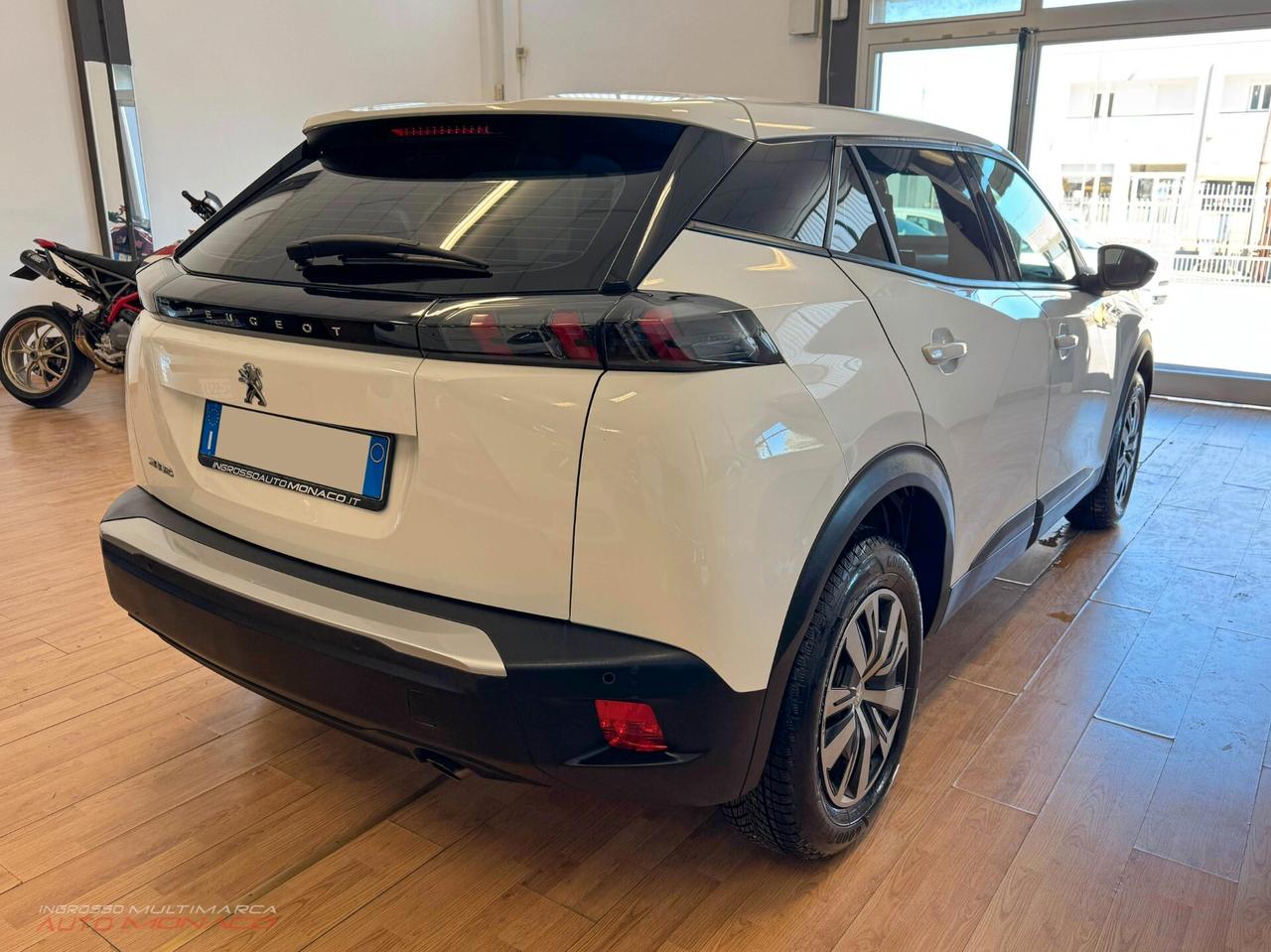 Peugeot 2008 Active 100cv 12/2020