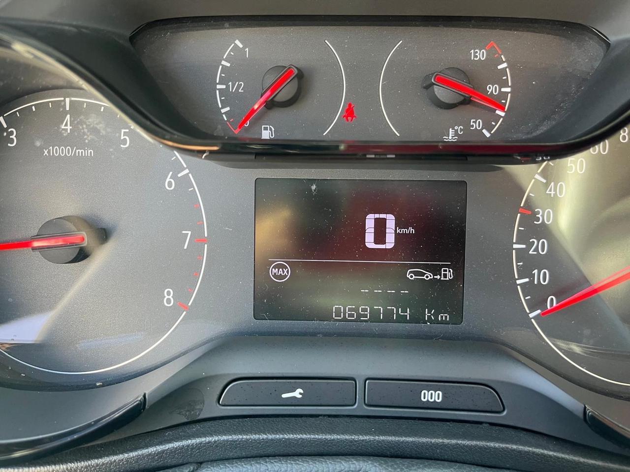 Opel crossland X -1.2 benz/83cv-km 69000-10/2019