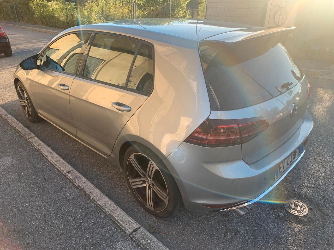 Volkswagen Golf 2.0 TDI DSG 5p. GTD