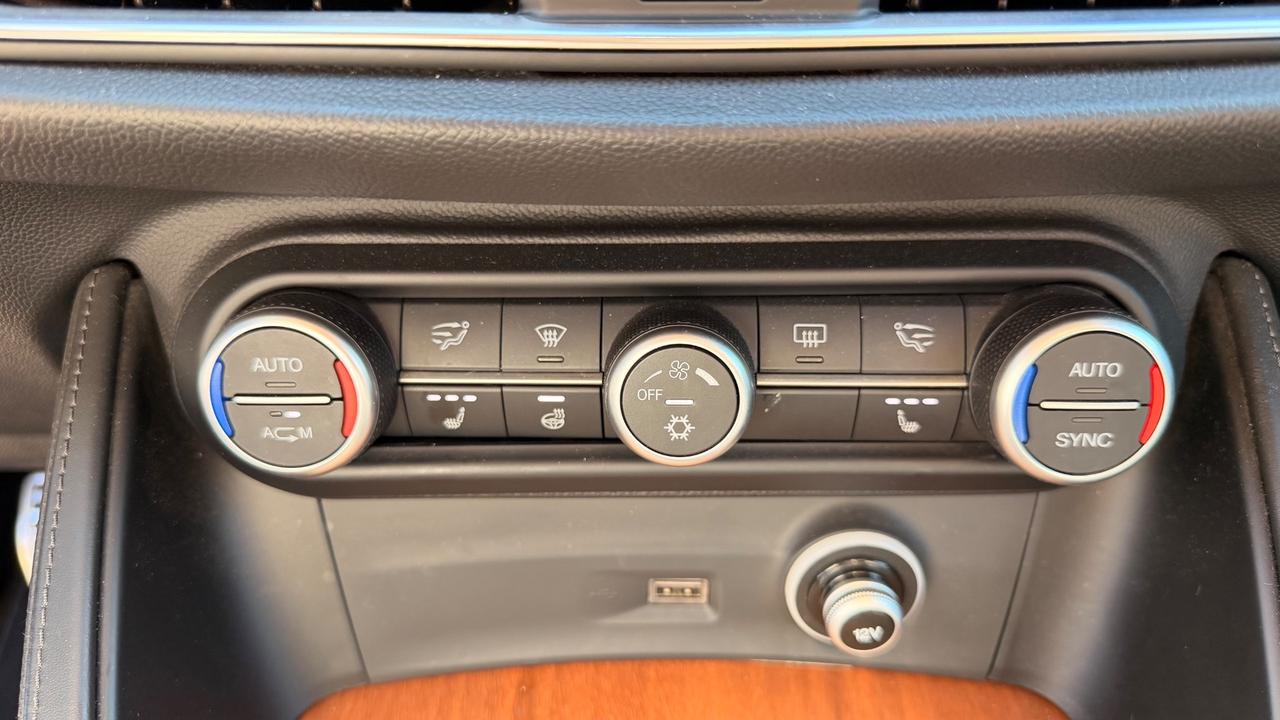 Alfa Romeo Stelvio 2.0 Turbo 280 CV AT8 Q4 First Edition