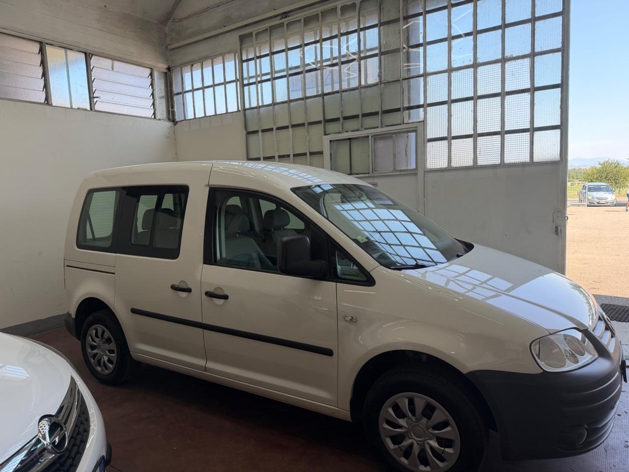 Volkswagen Caddy 1.6 BENZINA 7POSTI