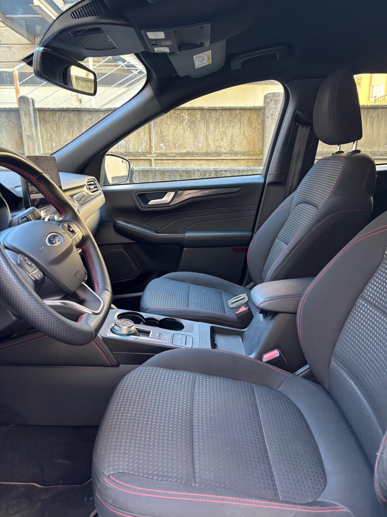 Ford Kuga 2.5 Full Hybrid 190 CV CVT ST-Line