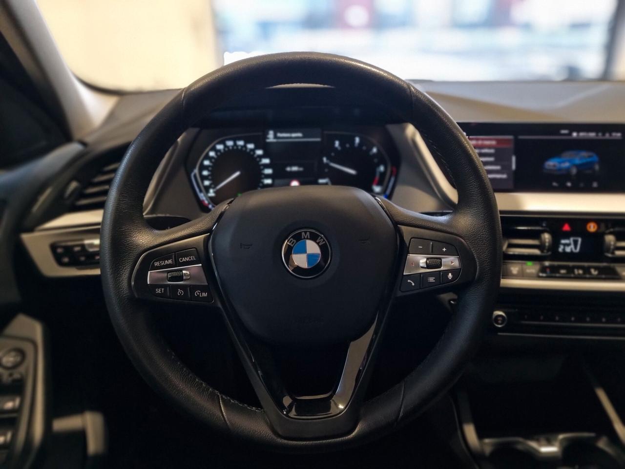 Bmw 116d 5p. Business Advantage