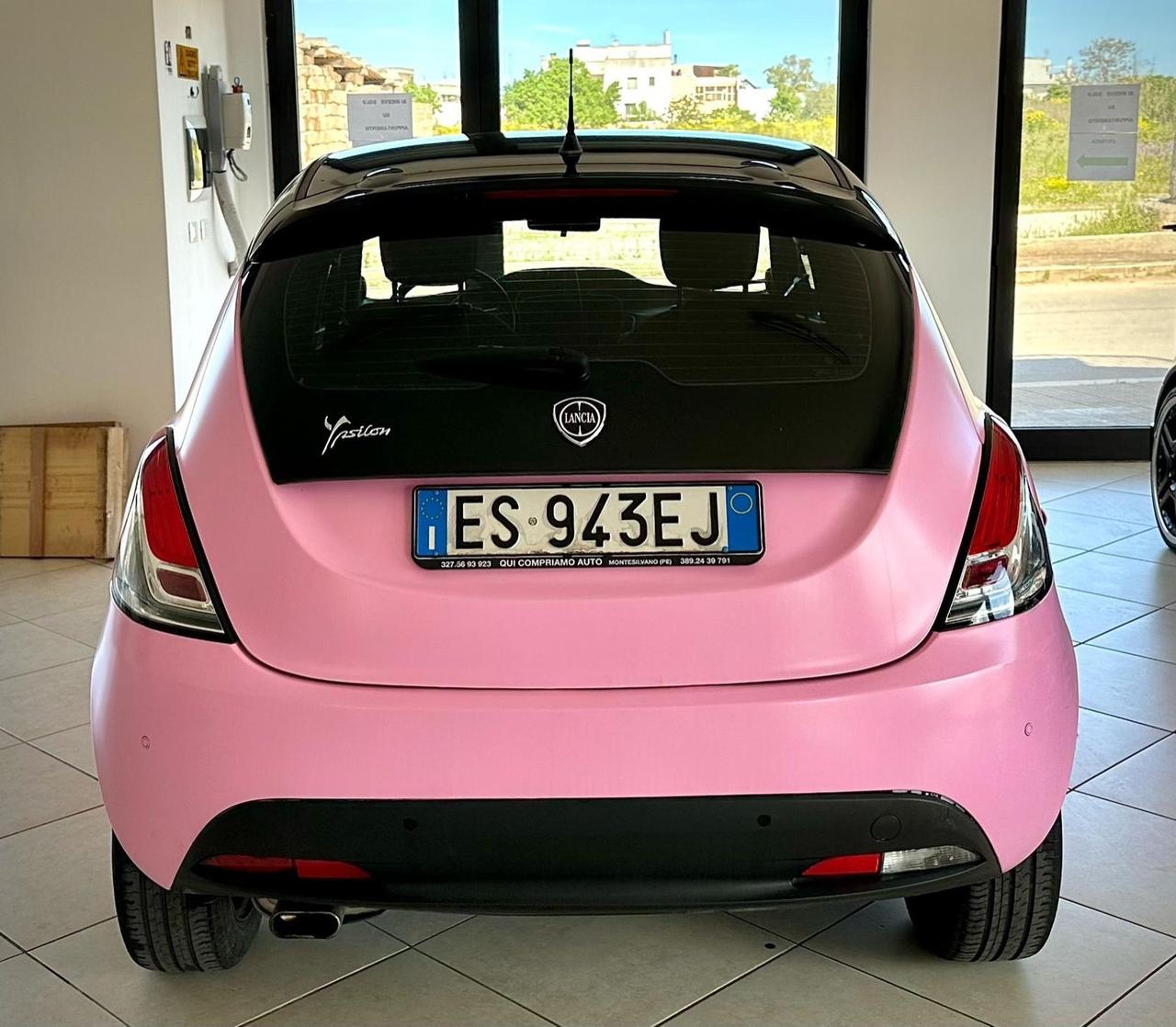 Lancia Ypsilon 1.2 69 CV 5 porte S&S Silver
