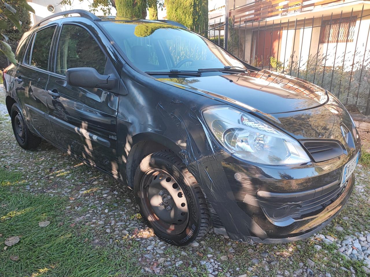 Renault Clio 1.2 SporTour Le Iene station wagon