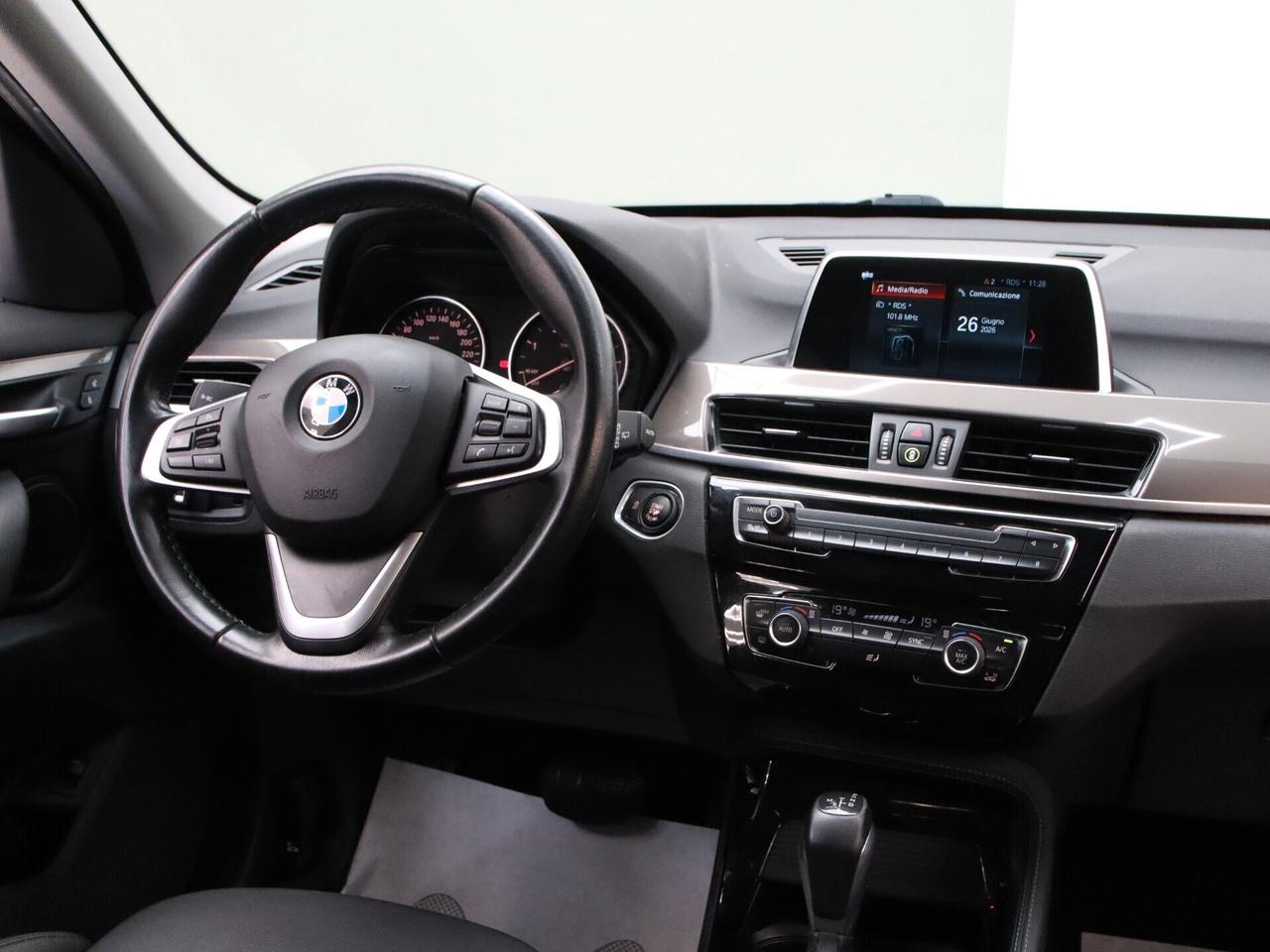 BMW X1 F48 sdrive18d xLine auto