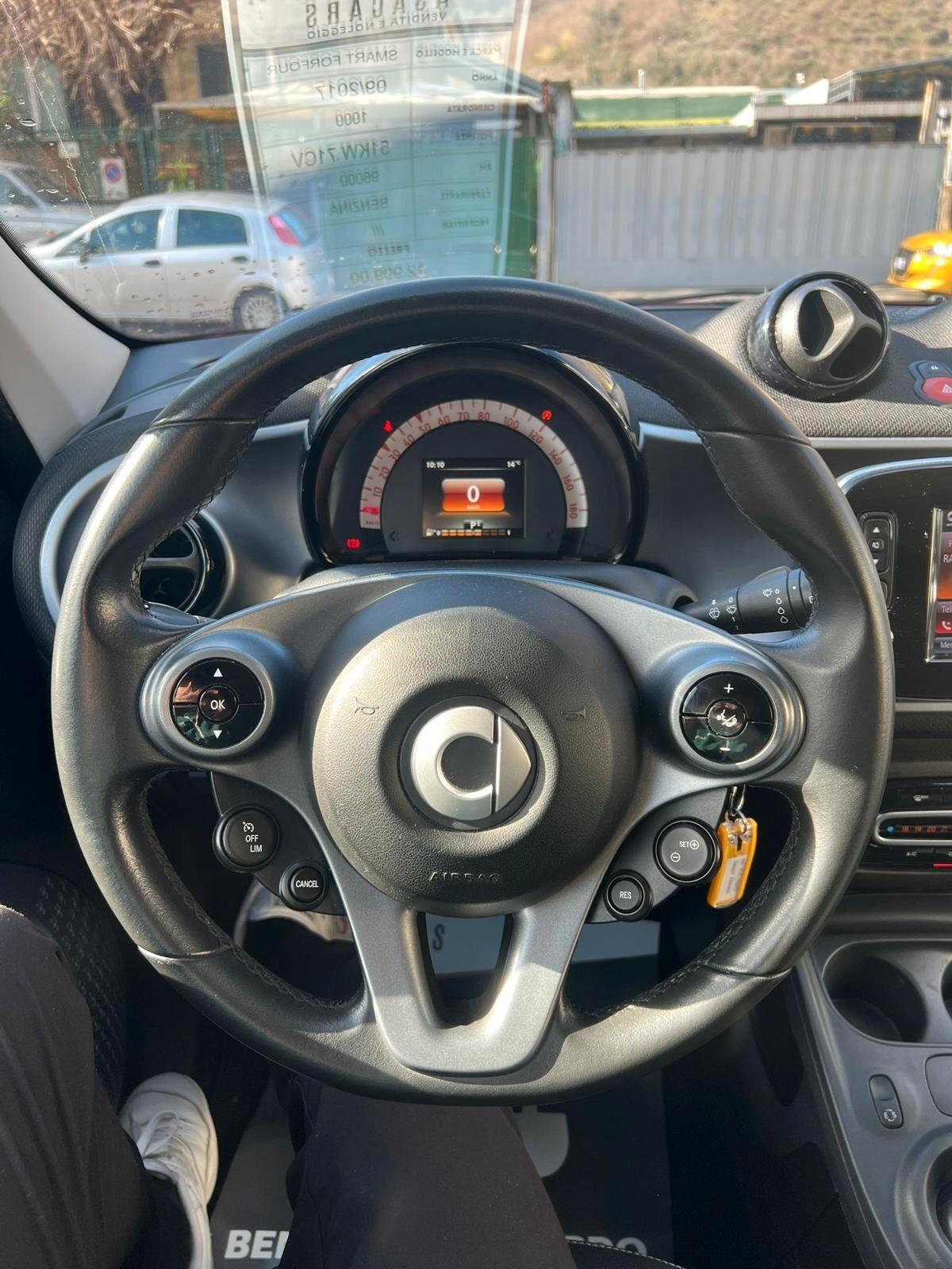 Smart ForFour 70 1.0 Twinamic Passion