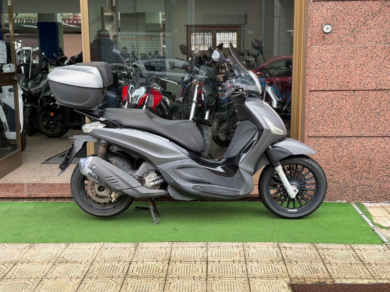 Piaggio Beverly 300 tua a soli 28€