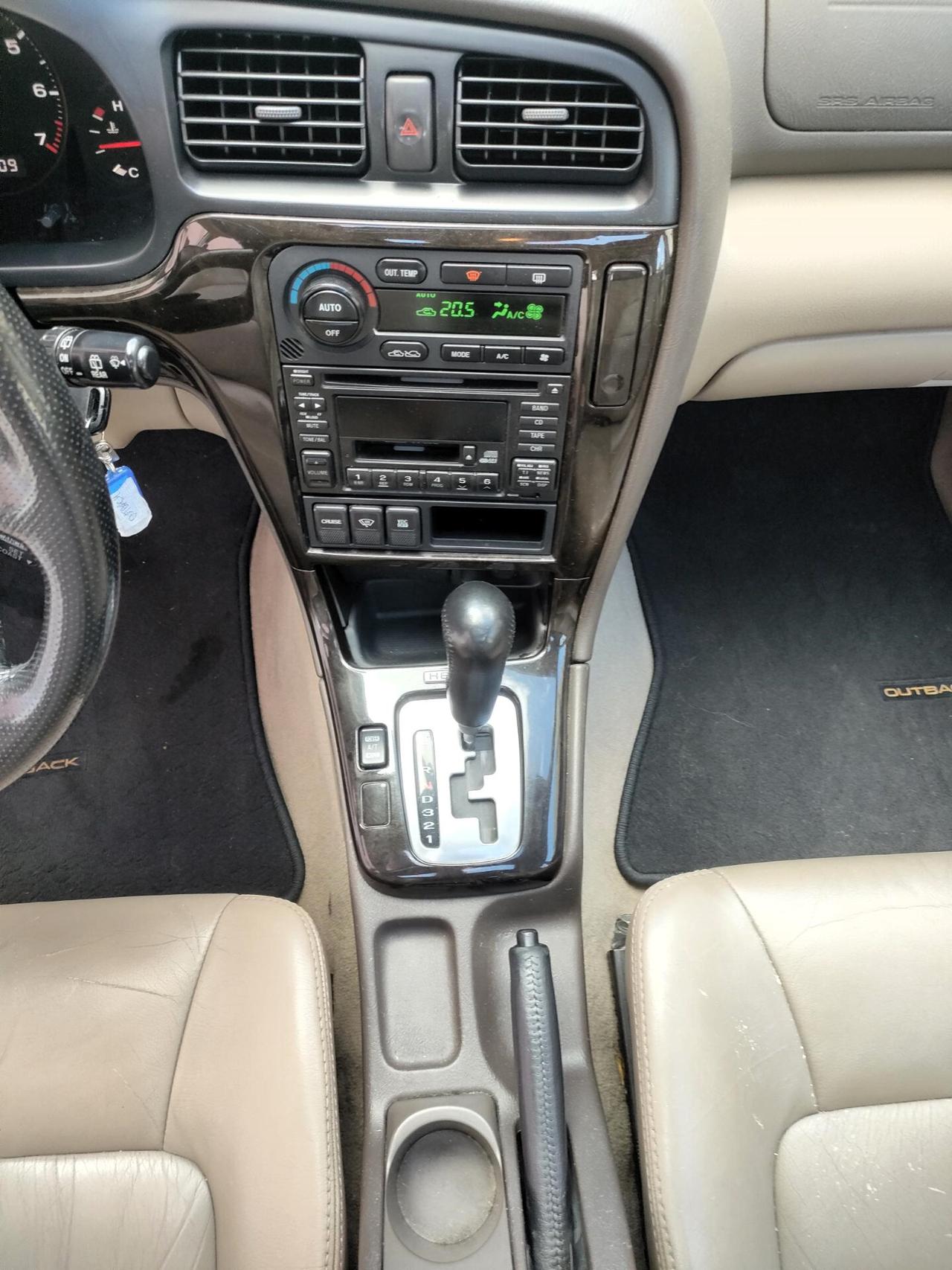 Subaru OUTBACK 3.0 24V cat H6 AWD aut.