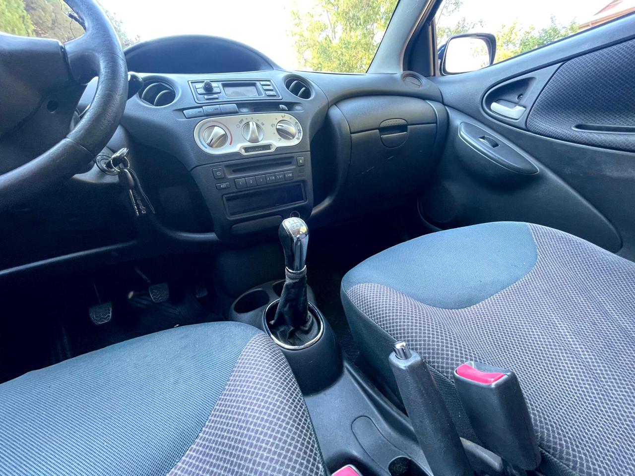 Toyota Yaris Verso 1.4 Tdi D-4D cat Sol '03