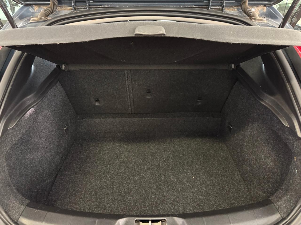 Volvo V40 Cross Country D2 Pro - UNICO PROPRIETARIO