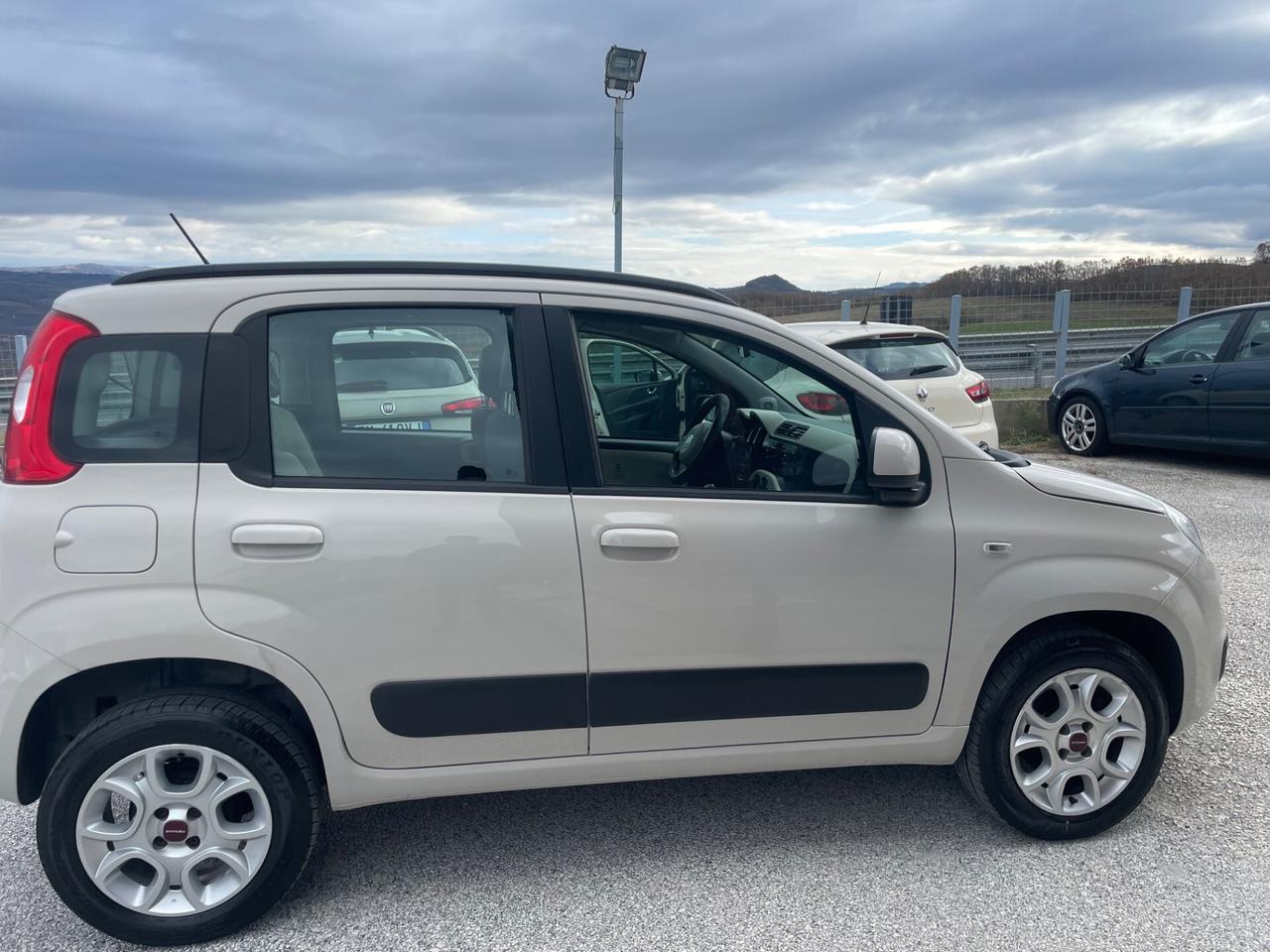 Fiat Panda 0.9 TwinAir Turbo Natural Power Lounge