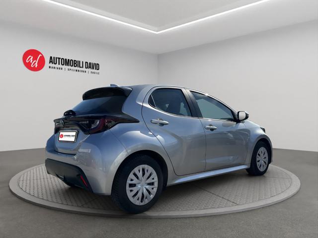 TOYOTA Yaris 1.5 Hybrid 5 porte Business