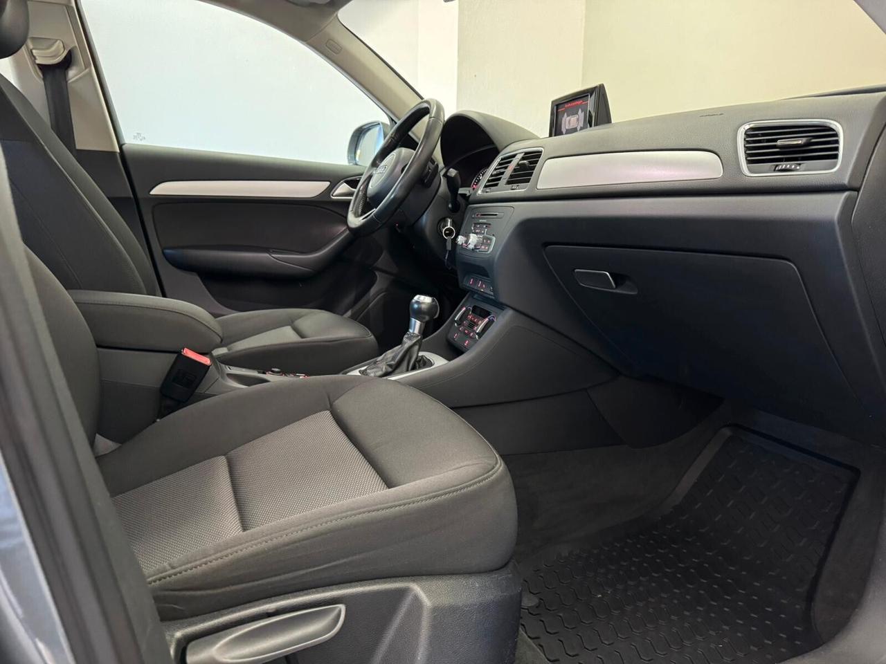 Audi Q3 2.0 TDI 120 CV Sport