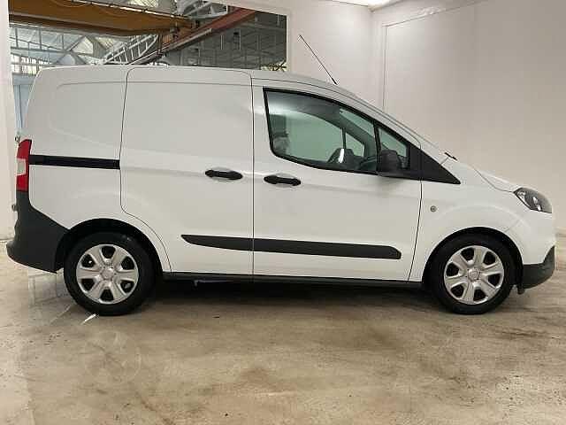 Ford Transit Courier 1.5 tdci 75cv s&s trend my20