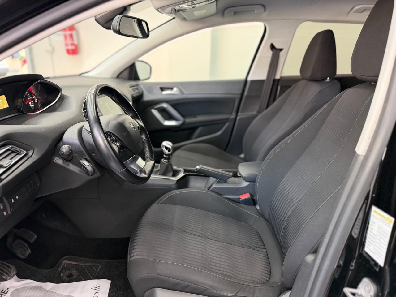 Peugeot 308 BlueHDi 120 S&S Allure 2017