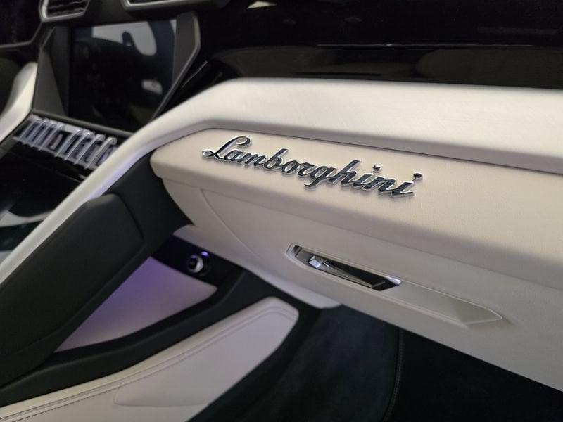 Lamborghini Urus Urus 4.0