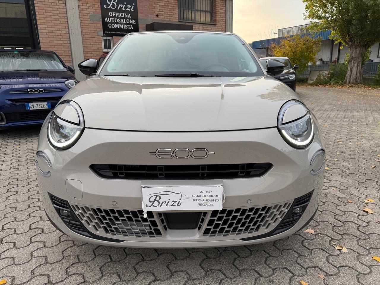 Fiat 600 Hybrid 100 CV DCT MHEV La Prima