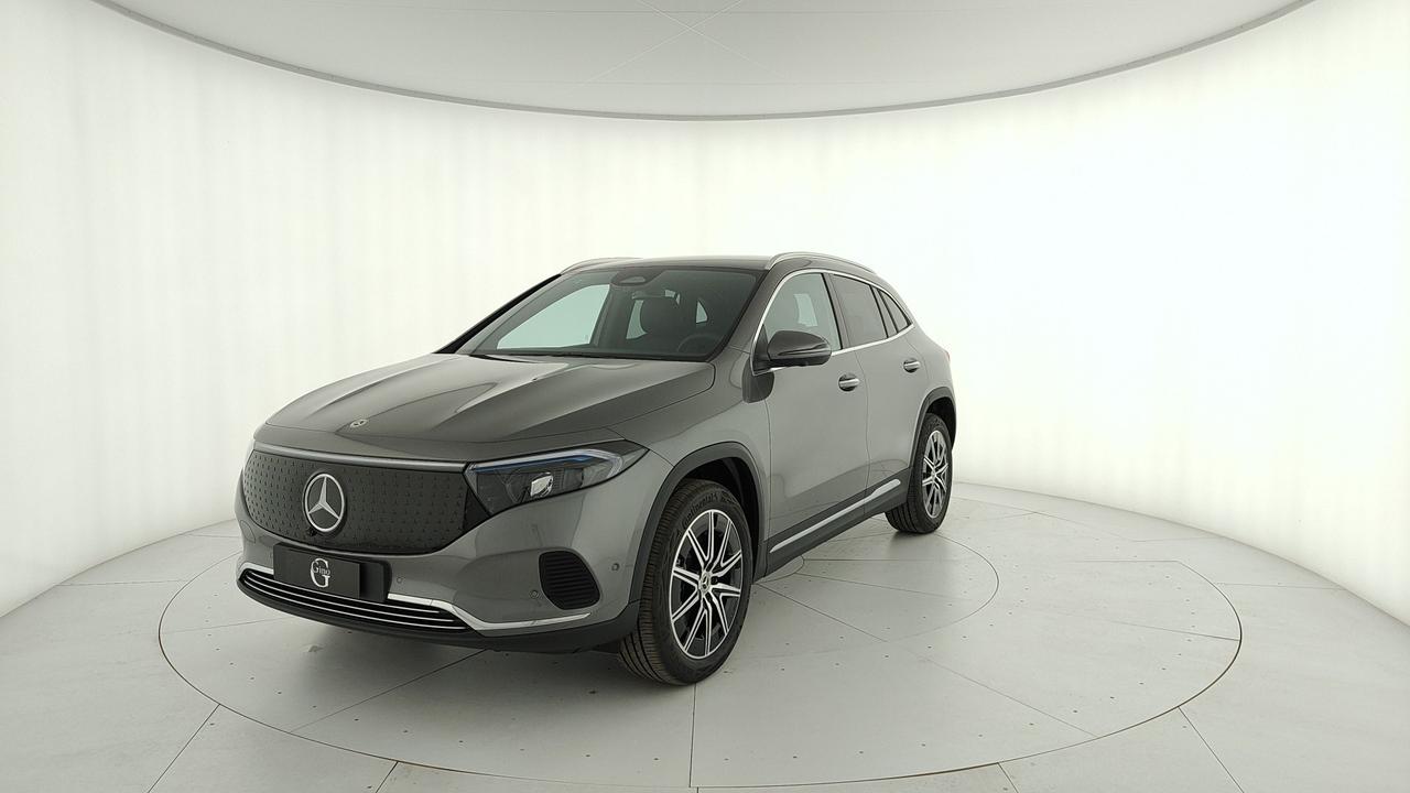 Mercedes-Benz EQA 250+ Street Edition