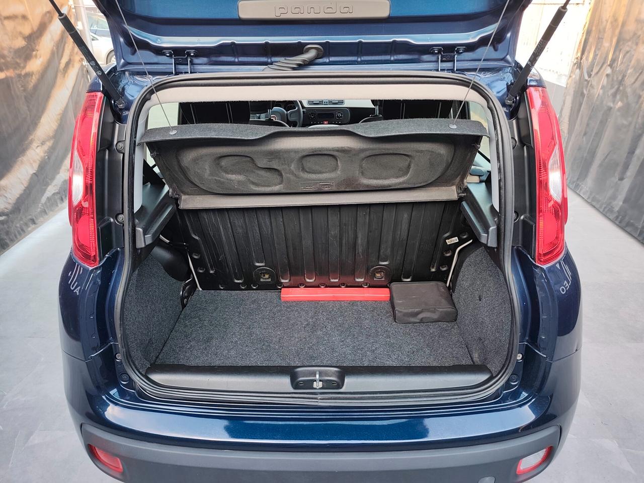 Fiat Panda 1.2 BENZINA E GPL DI SERIE