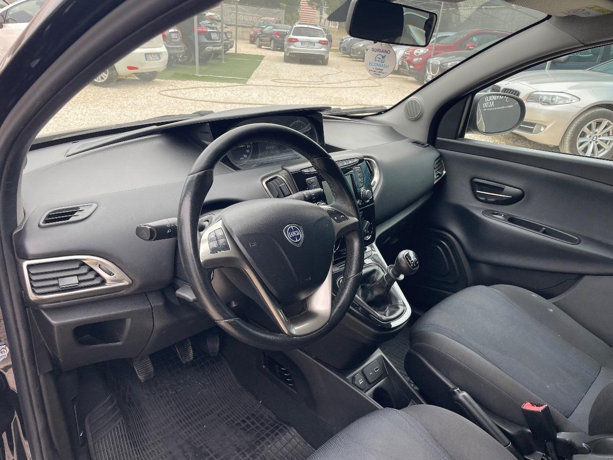 LANCIA - Ypsilon - 1.2 69 CV 5p. Gold