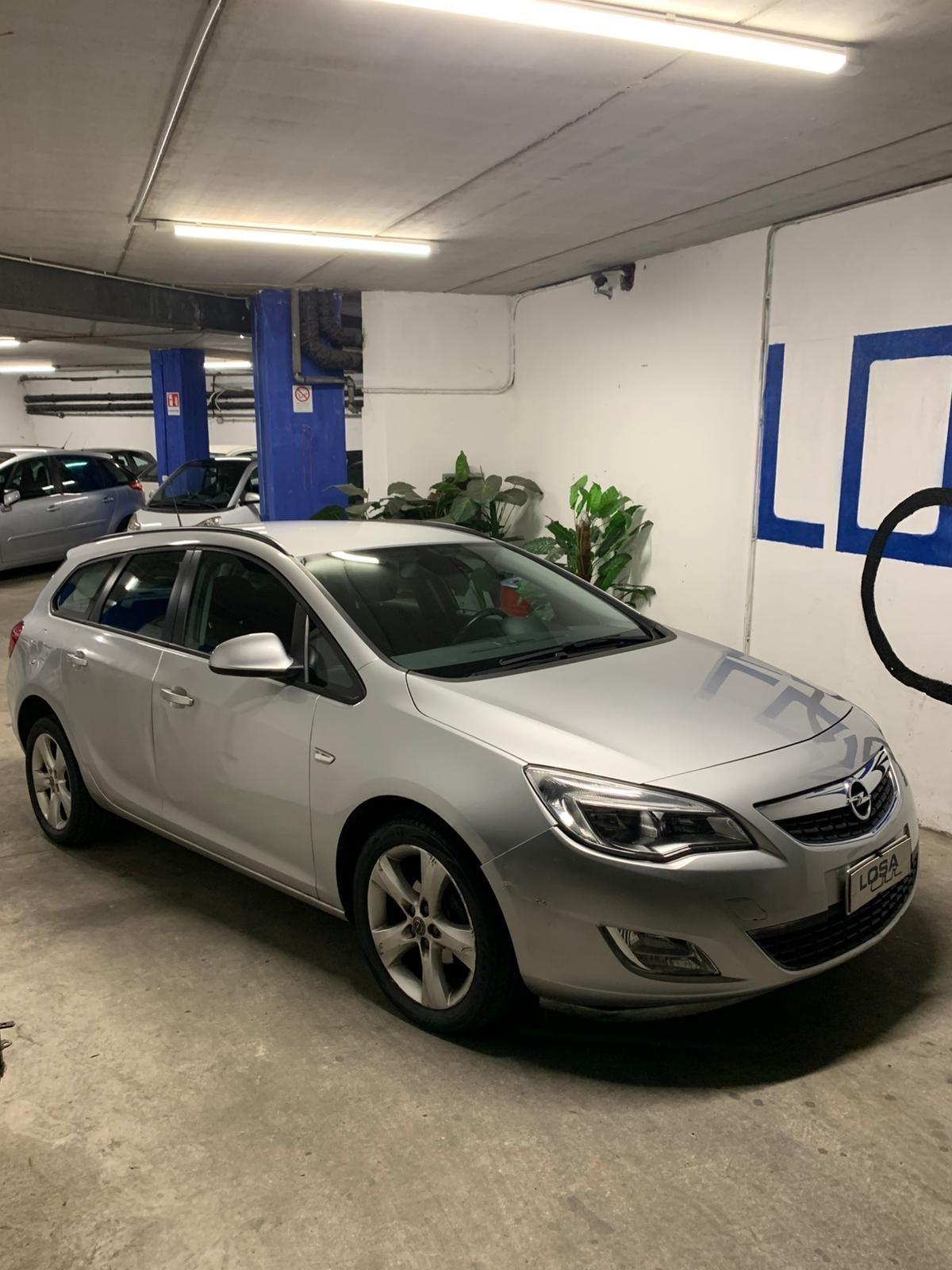 Opel Astra 1.4 100CV Sports Tourer 2011