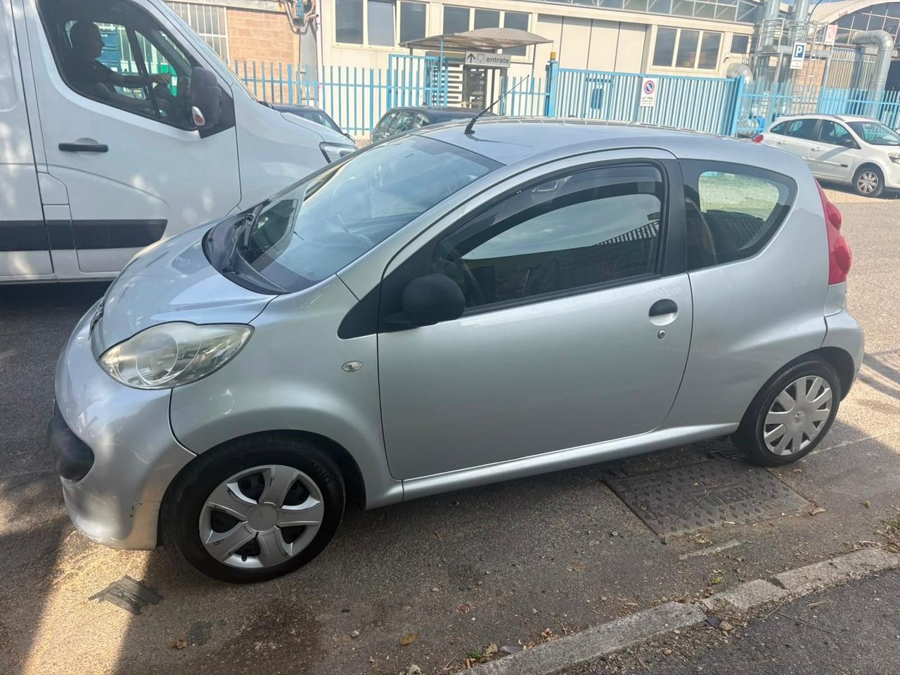 Peugeot 107 1.0 68CV 3p. Desir