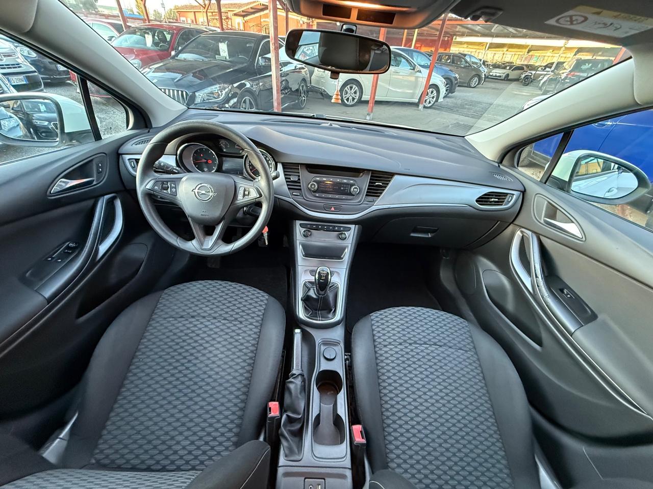 Astra 1.4 / 5 porte /Cosmo/unipro/rate/permute/