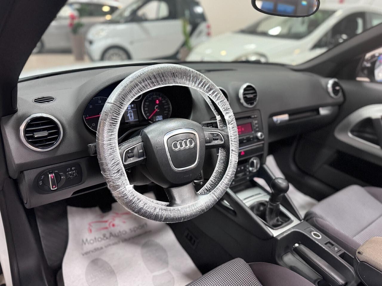 Audi A3 Cabrio 1.6 TDI clean diesel Ambition