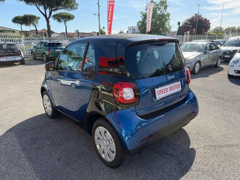 smart fortwo 70 1.0 youngster twinamic!