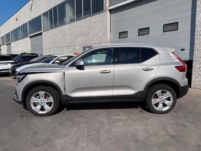 Volvo XC40 B3 automatico Core