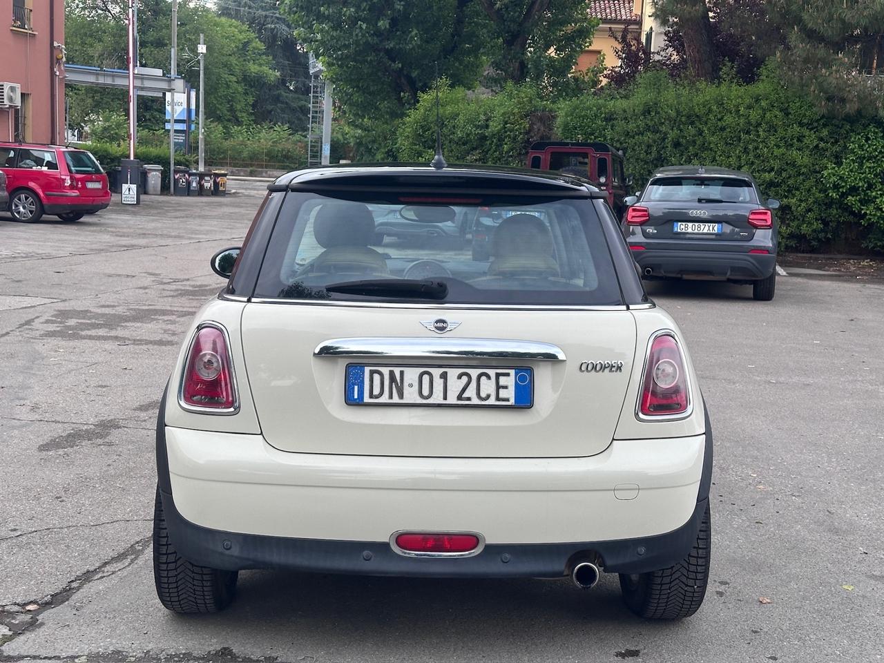Mini 1.6 16V Cooper Benzina interni pelle
