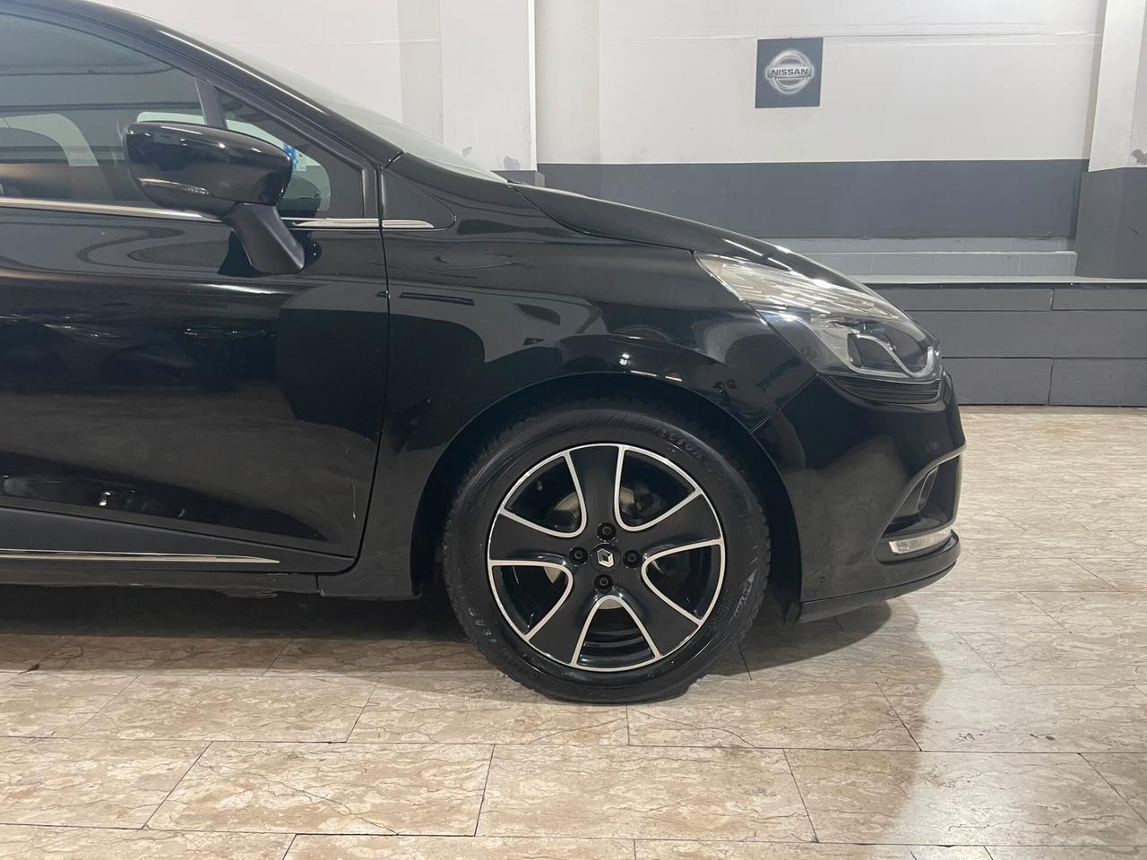Renault Clio dCi 8V 75 CV Start&Stop 5 porte Energy Duel