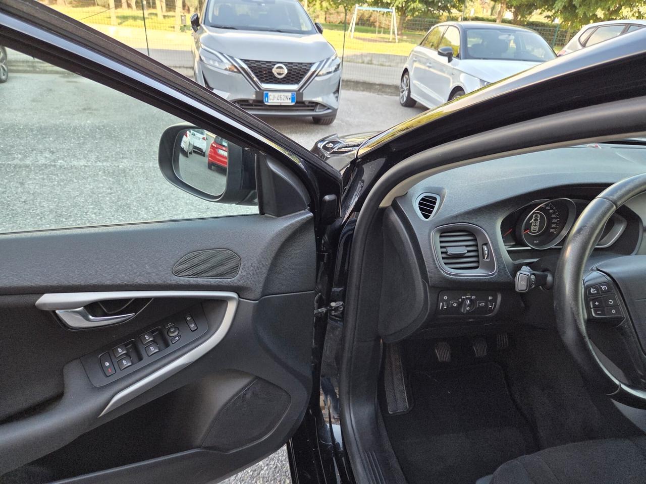 Volvo V40 D2 Business