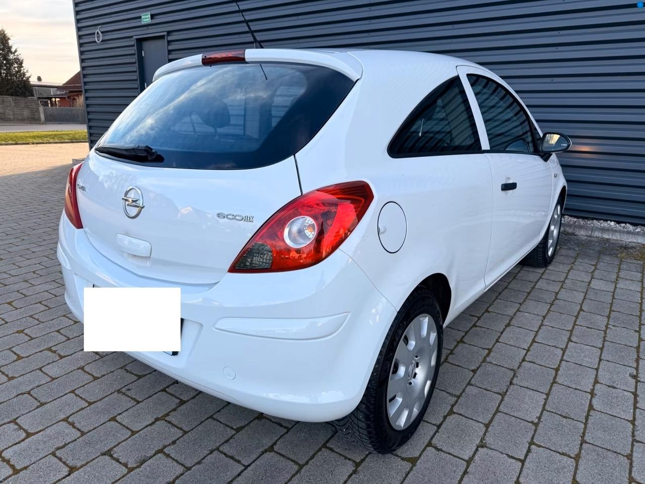 Opel Corsa 1.2 3 porte One ok neo patentati